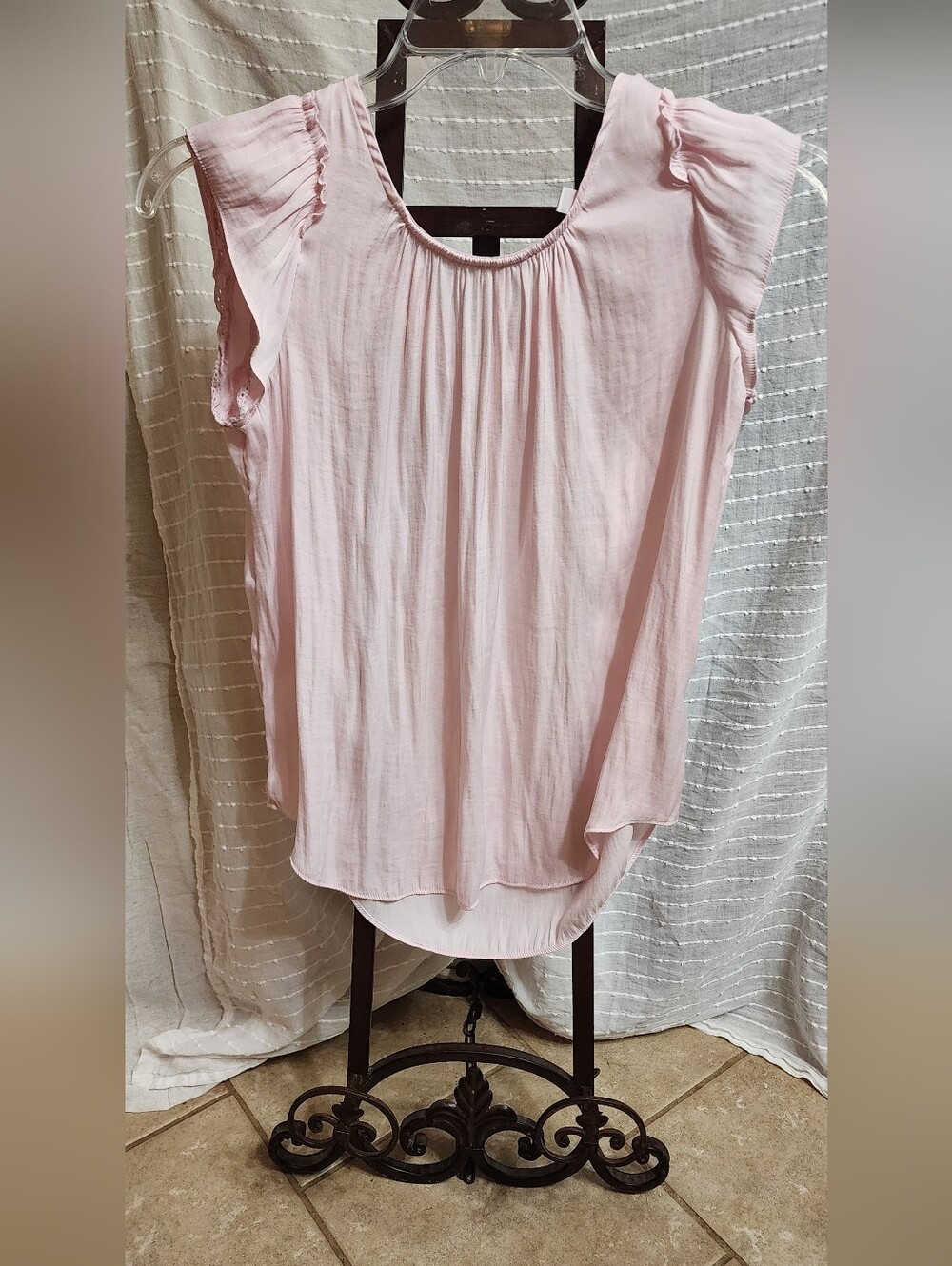LC‎ Lauren Conrad Light Pink Flutter Sleeve Tunic Top Peasant Boho